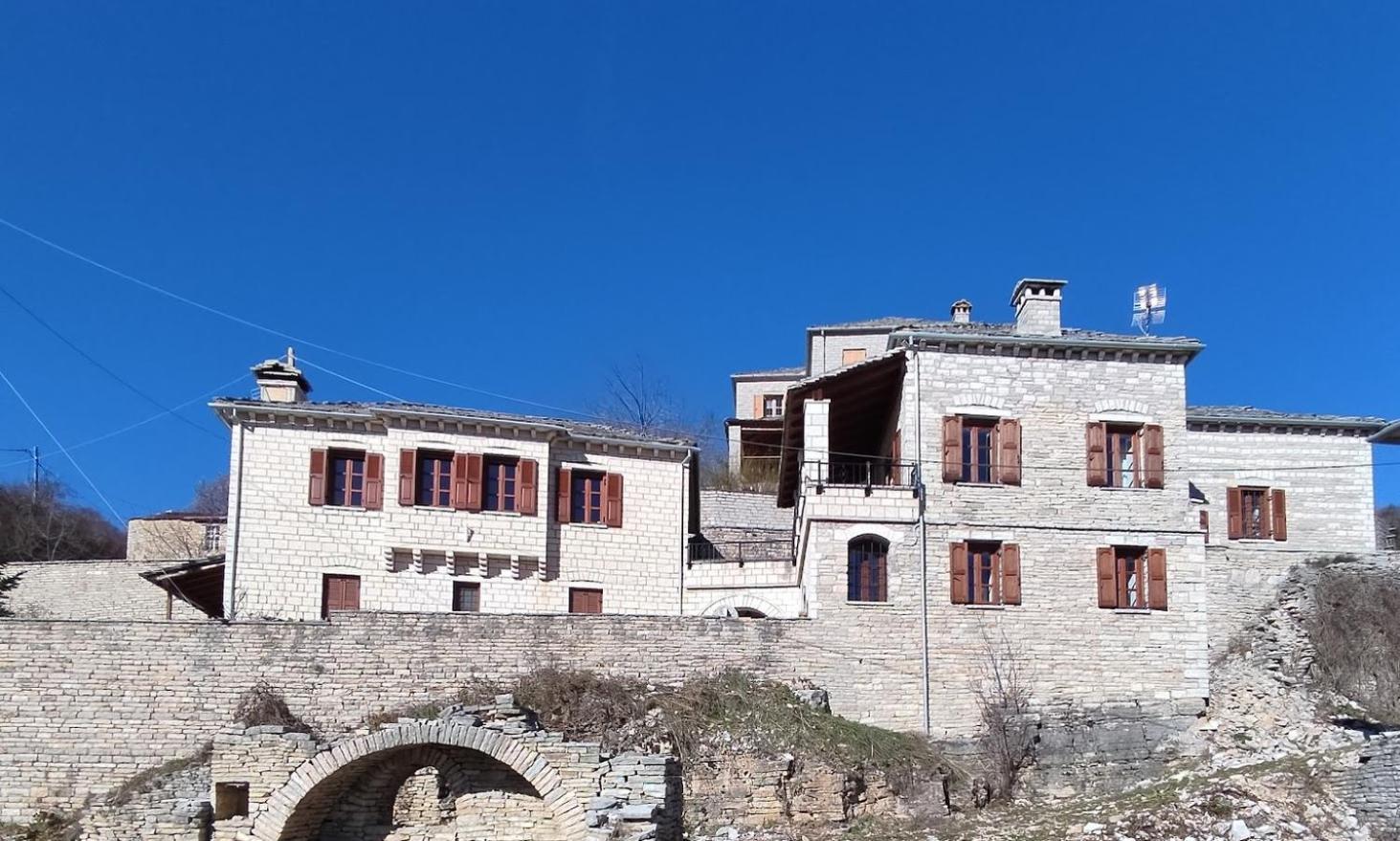 הוילה Βίτσα Πετρόκτιστο Αρχοντικό "Ιόλη" Με Θέα Ζαγόρι מראה חיצוני תמונה