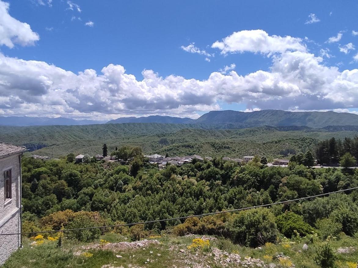 הוילה Βίτσα Πετρόκτιστο Αρχοντικό "Ιόλη" Με Θέα Ζαγόρι מראה חיצוני תמונה